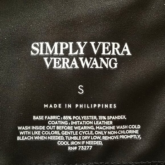 VERA WANG Simply Vera High Rise Live-In Faux Leather Shaping Leggings - Picture 6 of 10